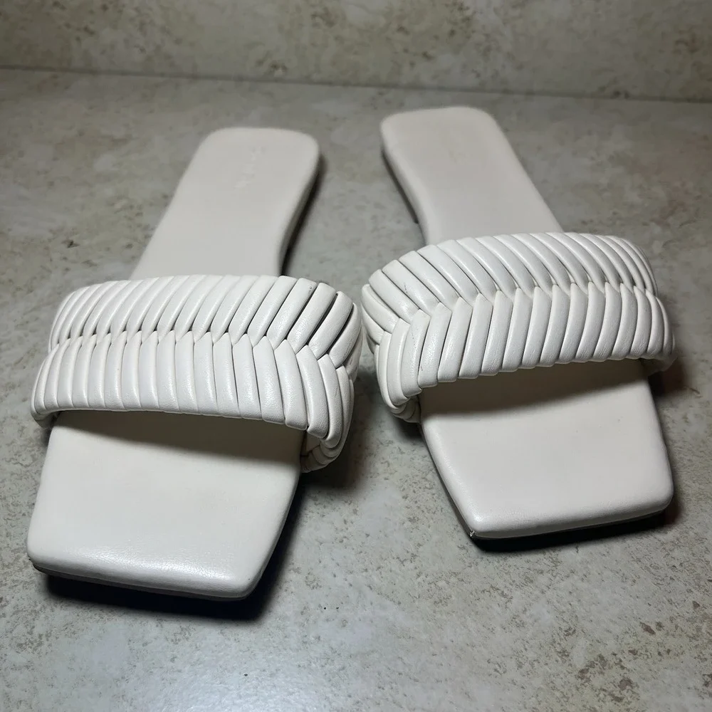 Nordstroms Open Edit Womens Sandals Flats Slip On Shoes Size 10 White Square Toe